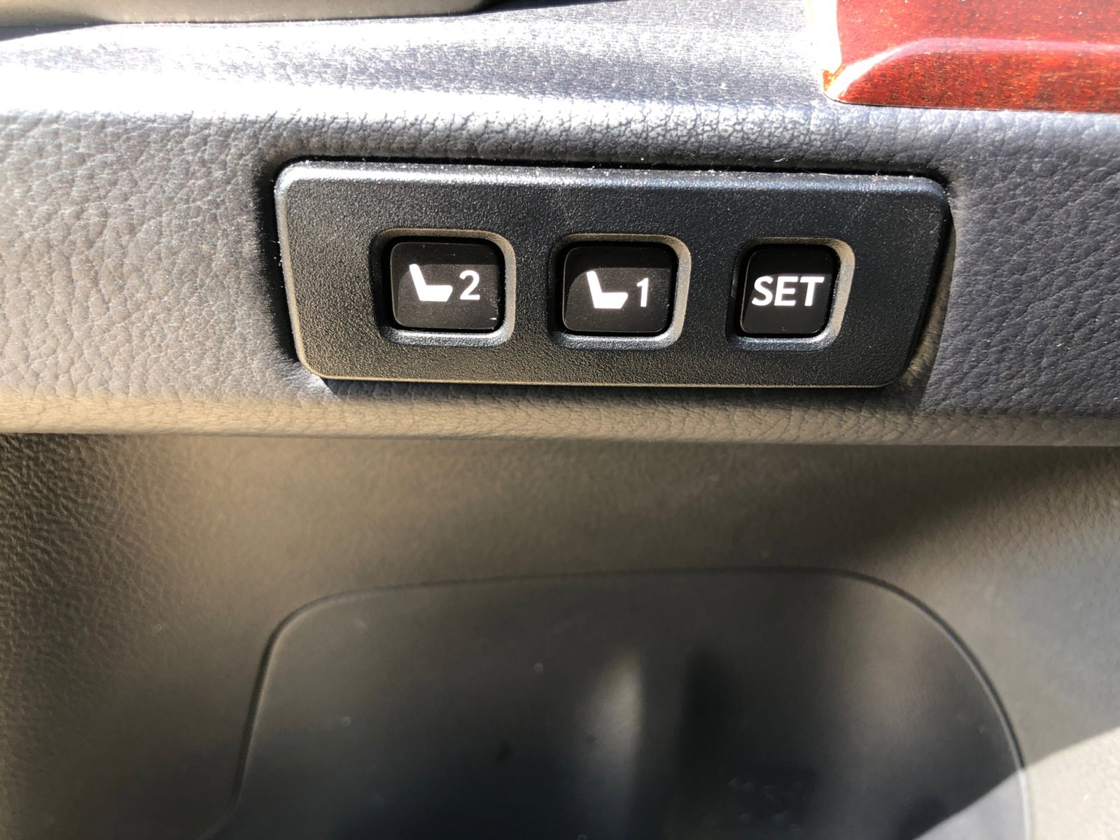 2017 Lexus GX 460 photo 30