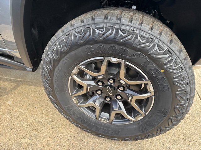 2026 Chevrolet Colorado ZR2 photo 8