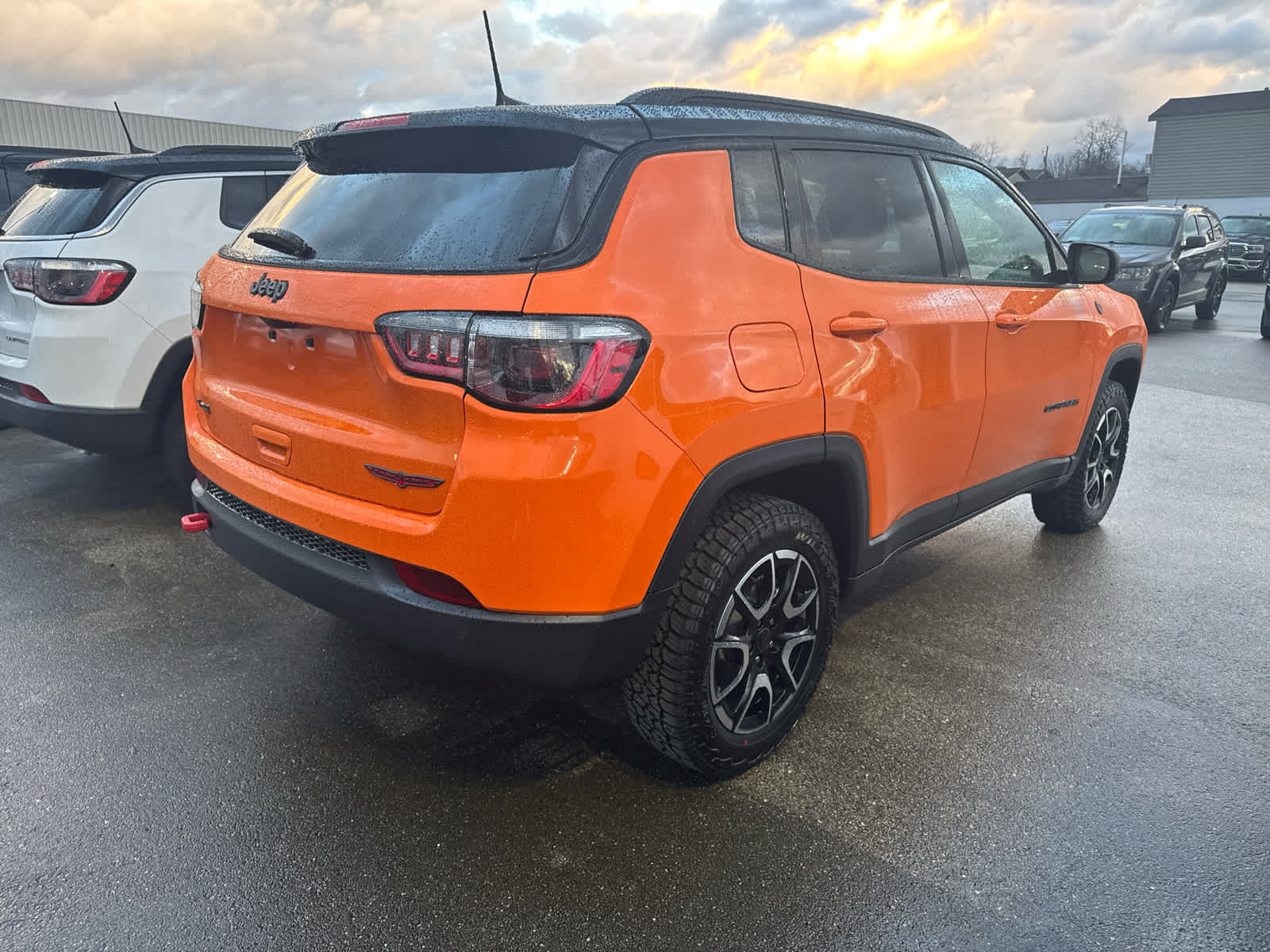 2026 Jeep Compass Trailhawk photo 4