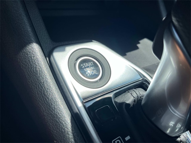 2025 Nissan Sentra SV photo 27