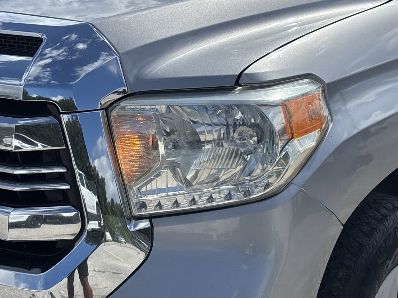 2016 Toyota Tundra SR5 photo 6