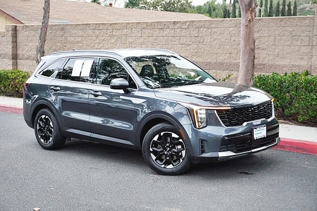 Used 2024 Gray Kia S image 2