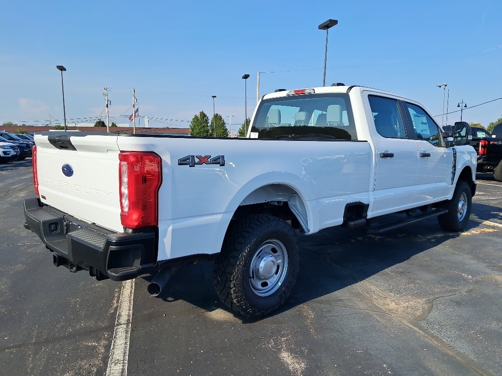 2026 Ford F-250 XL photo 4