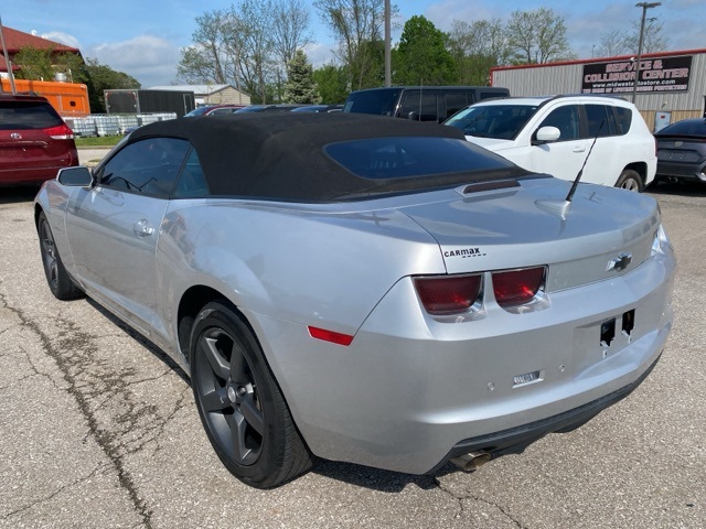 2011 Chevrolet Camaro 2LT photo 4