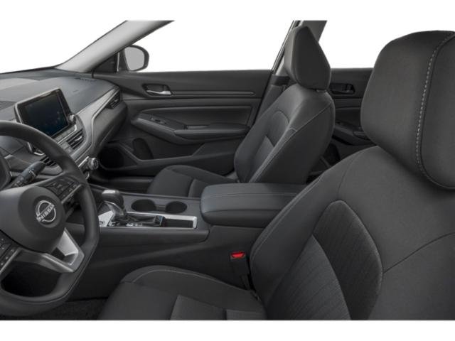 2025 Nissan Altima 2.5 SV photo 7