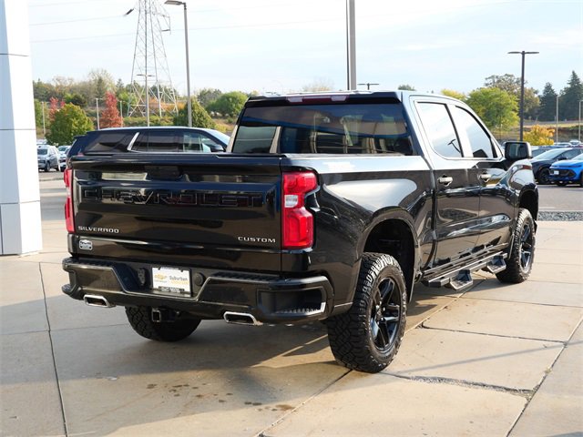 2020 Chevrolet Silverado Trail Boss Custom photo 2