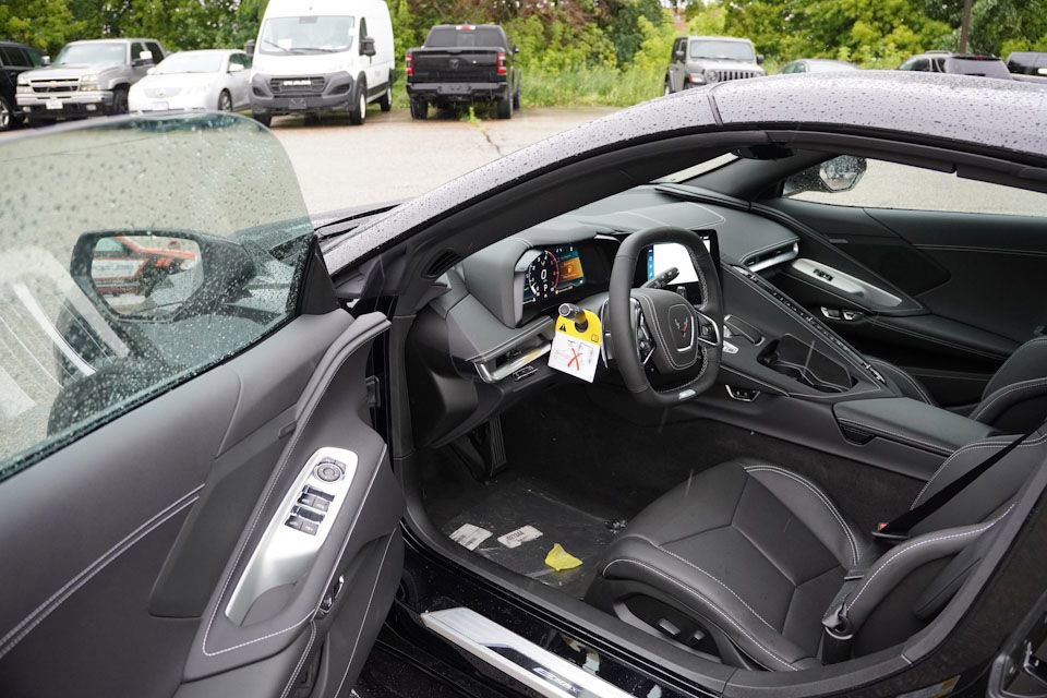 2025 Chevrolet Corvette E-Ray 1LZ photo 10