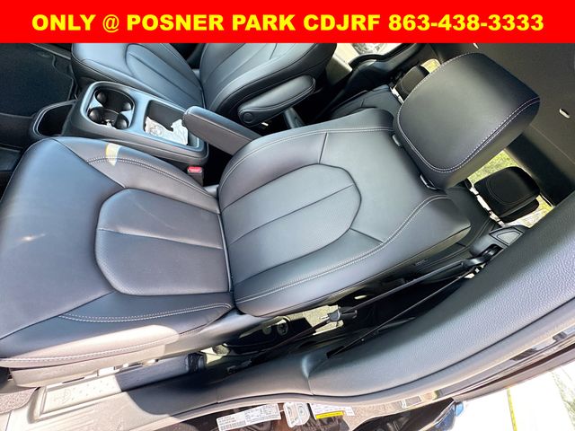 2026 Chrysler Voyager LX photo 19