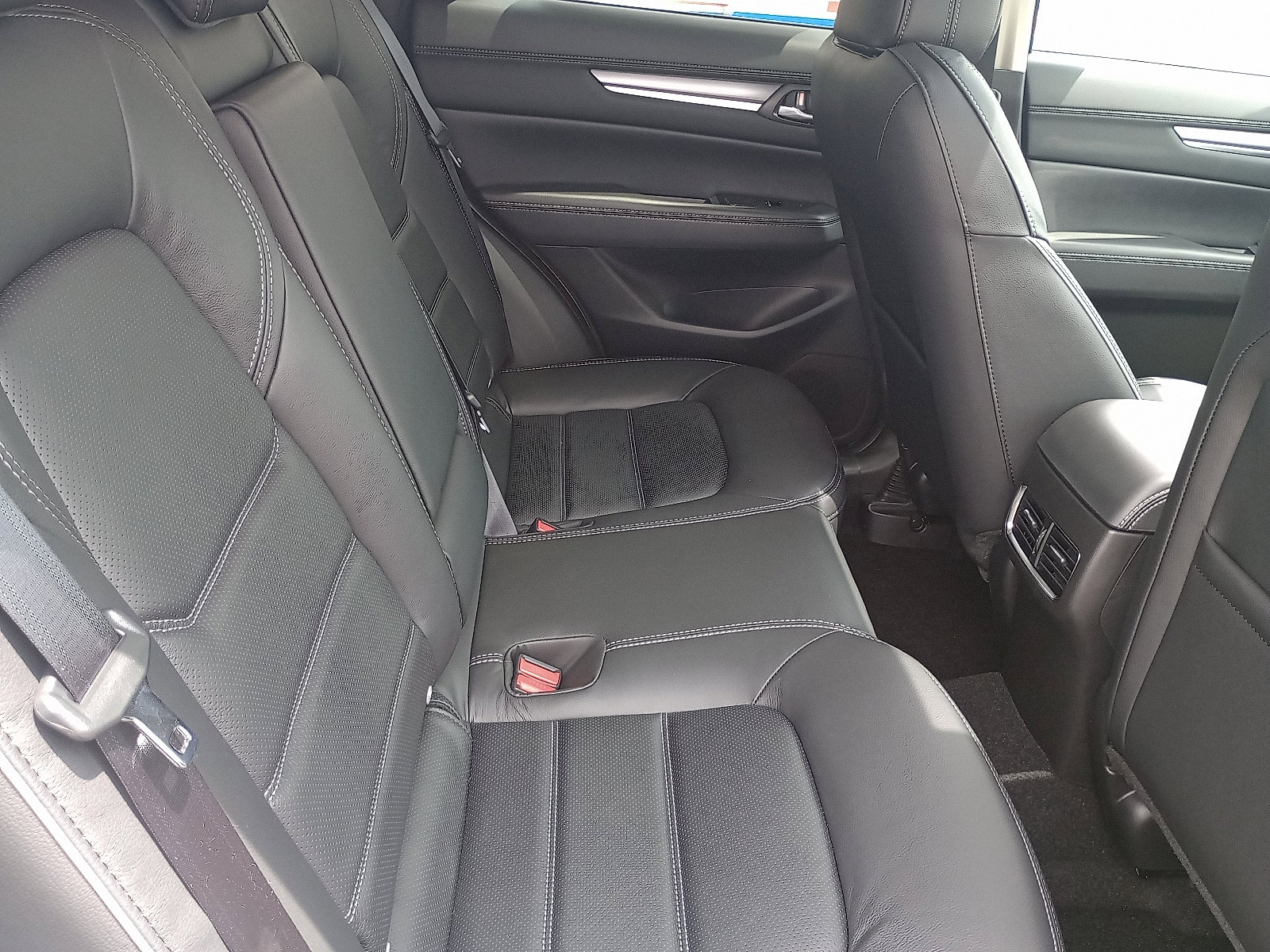 2025 Mazda CX-5 2.5 Premium Plus photo 8
