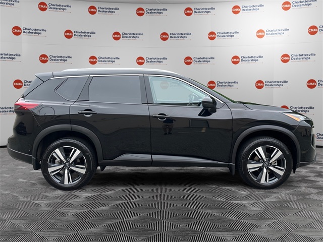 2024 Nissan Rogue SL photo 4