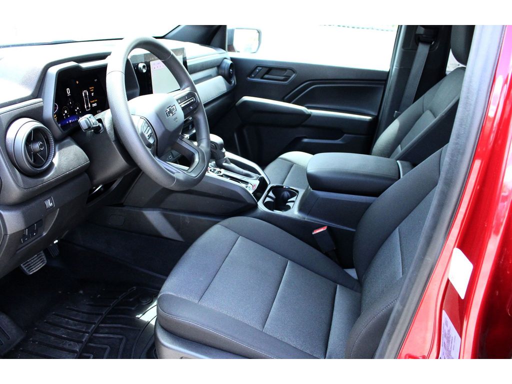 2024 Chevrolet Colorado Trail Boss photo 4