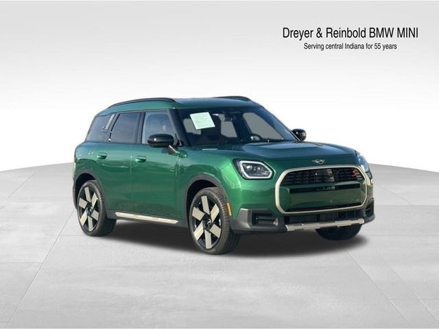 2025 MINI Countryman S's photo
