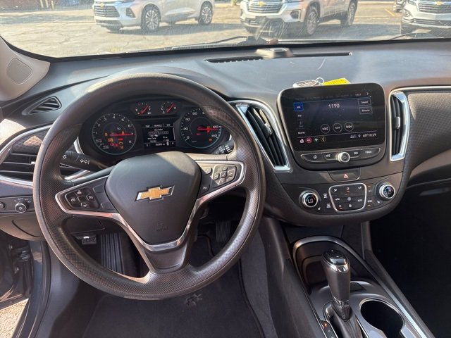 2019 Chevrolet Malibu 1LT photo 12