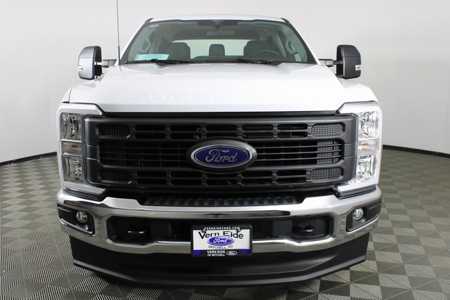 2026 Ford F-250 XL photo 2