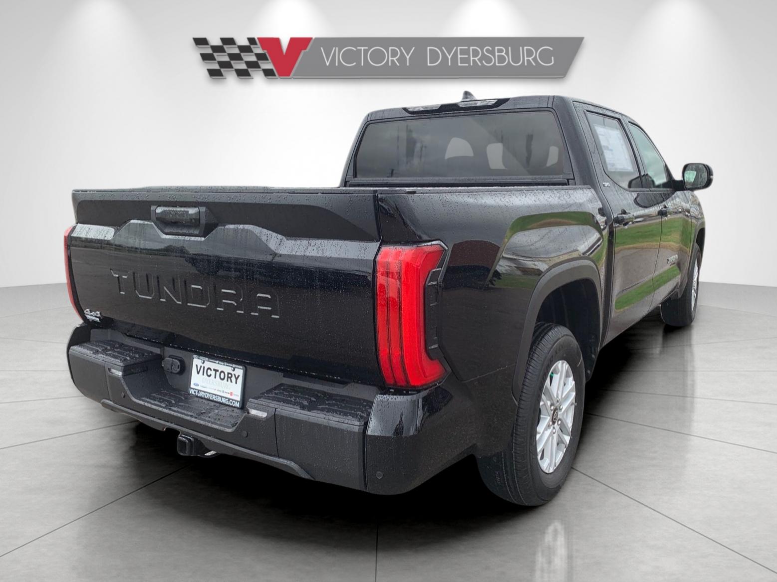 2026 Toyota Tundra SR5 CrewMax photo 4