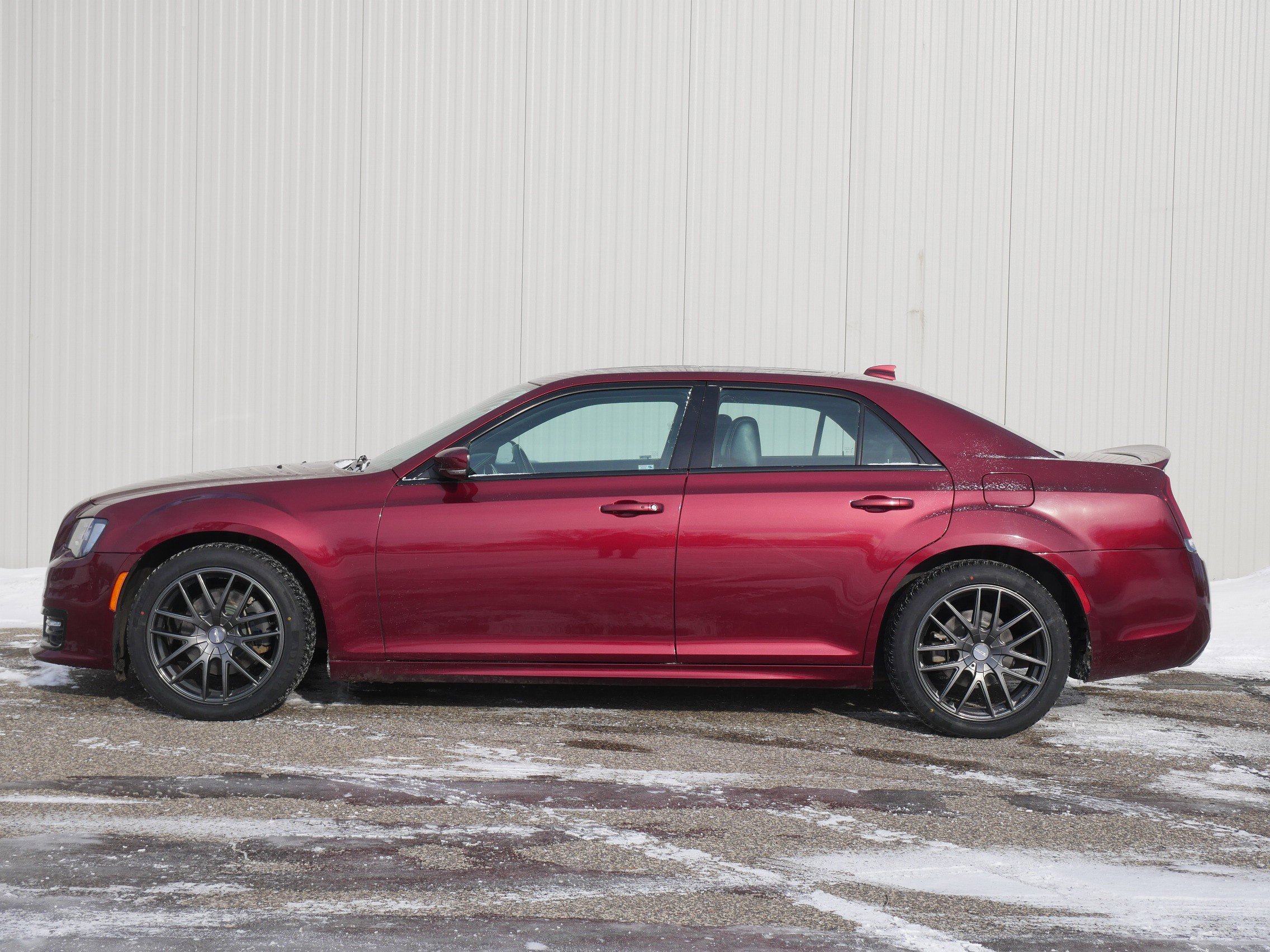 Used 2021 Chrysler 300 S with VIN 2C3CCABT6MH550262 for sale in Hastings, Minnesota