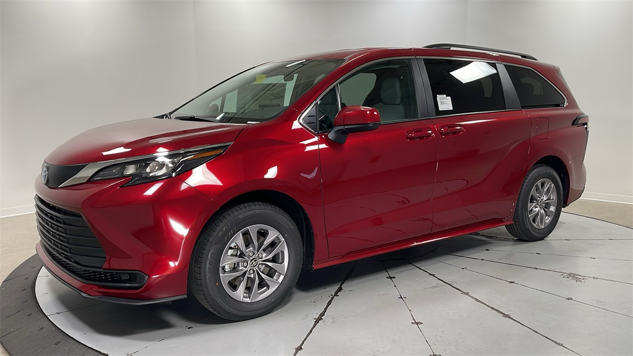 2025 Toyota Sienna