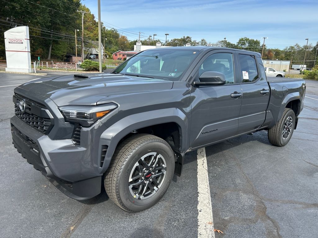 2025 Toyota Tacoma TRD Sport's photo