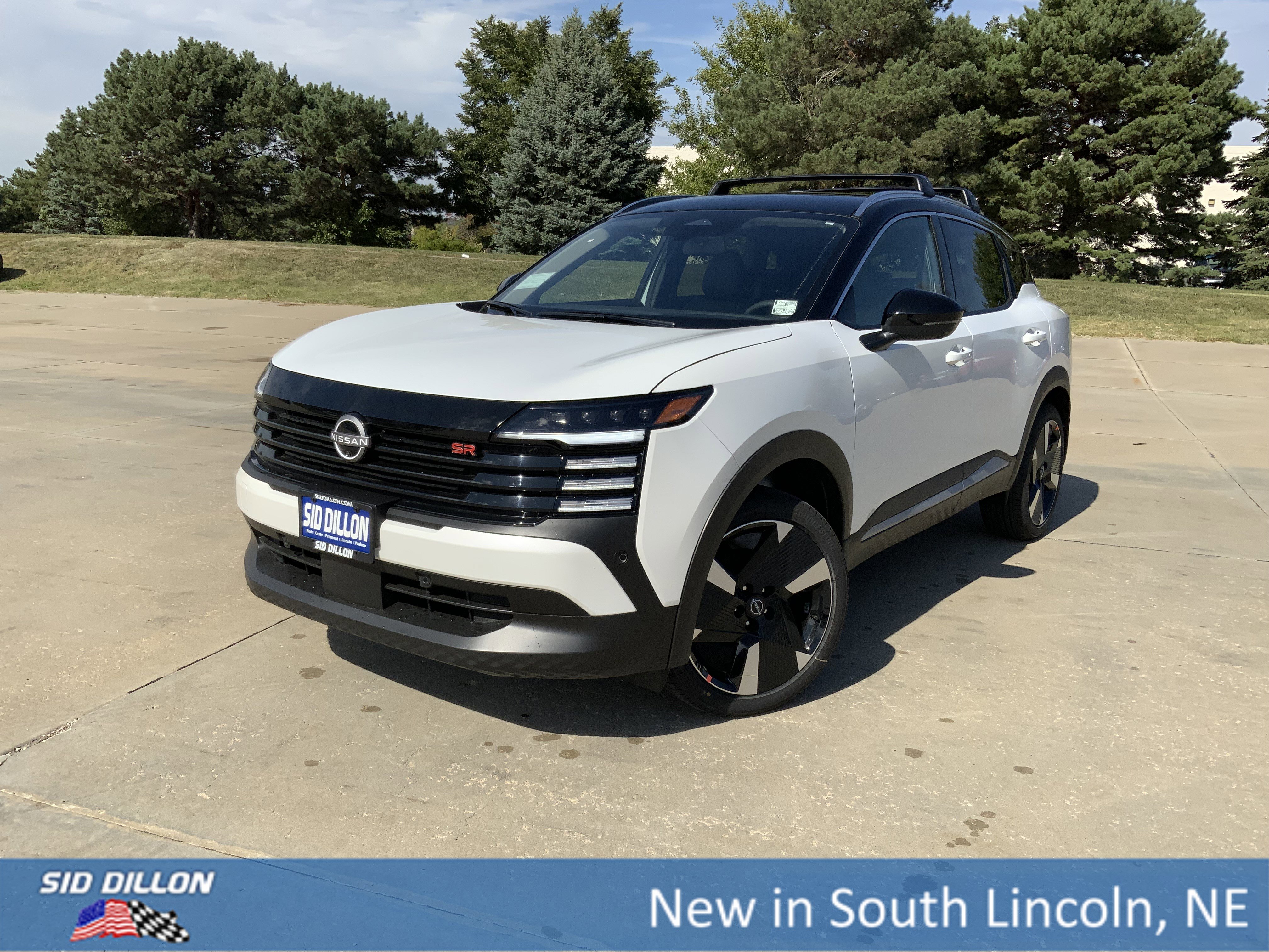 2026 Nissan KICKS SR AWD's photo