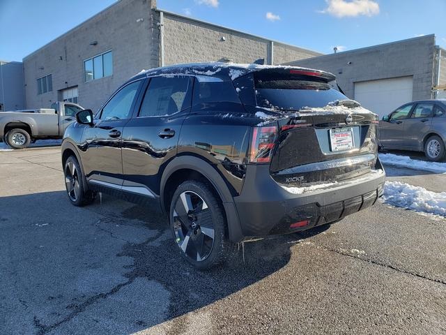 2025 Nissan Kicks SR photo 5