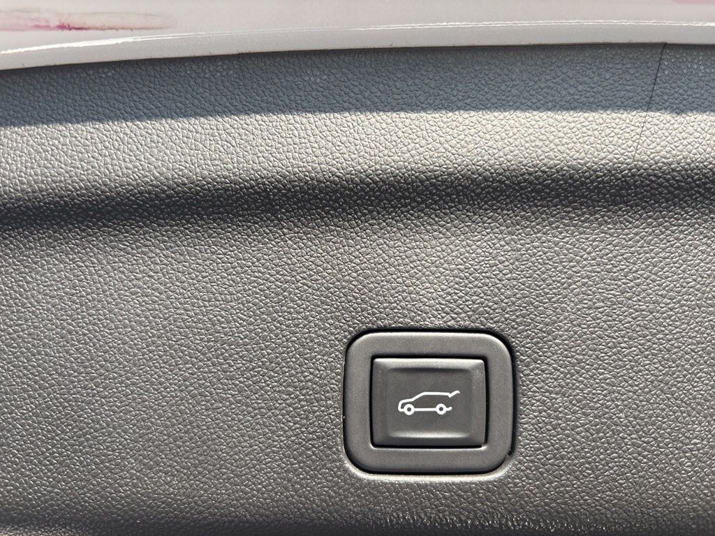 2023 Gmc Yukon Denali Ultimate photo 30