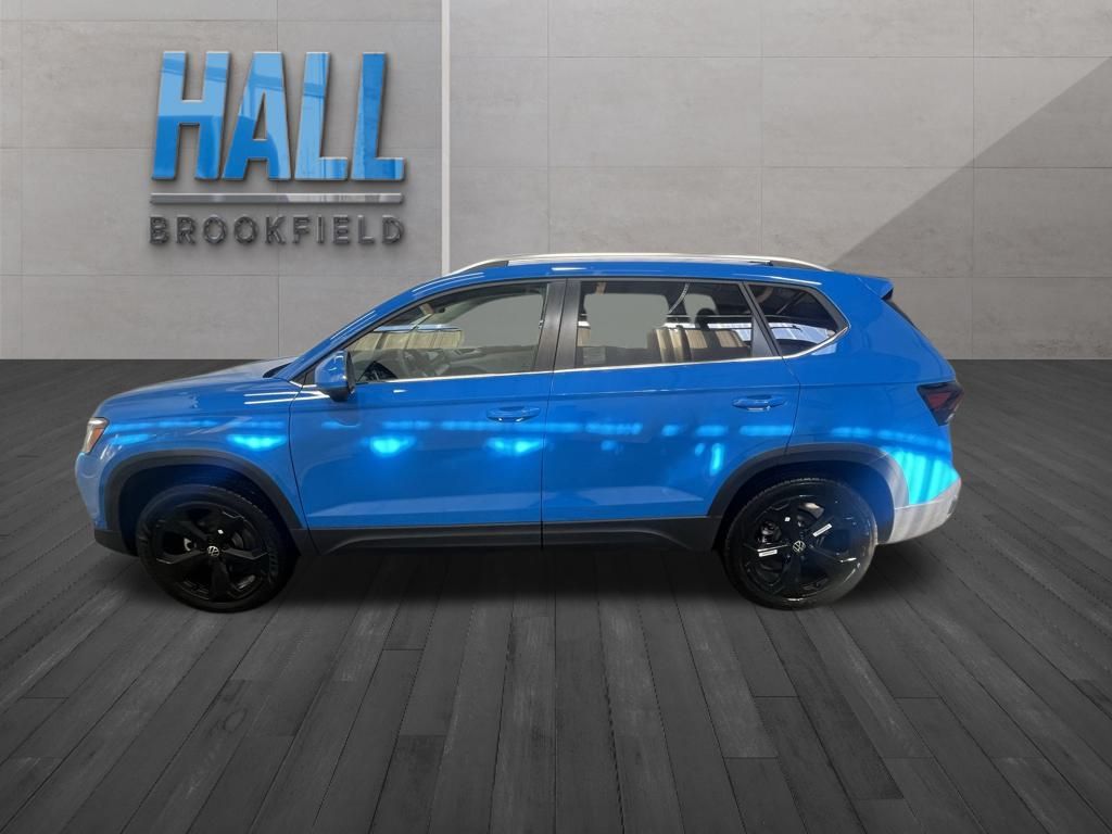 2025 Volkswagen Taos SEL photo 2