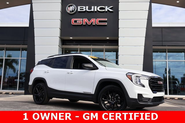 2023 GMC Terrain SLE's photo