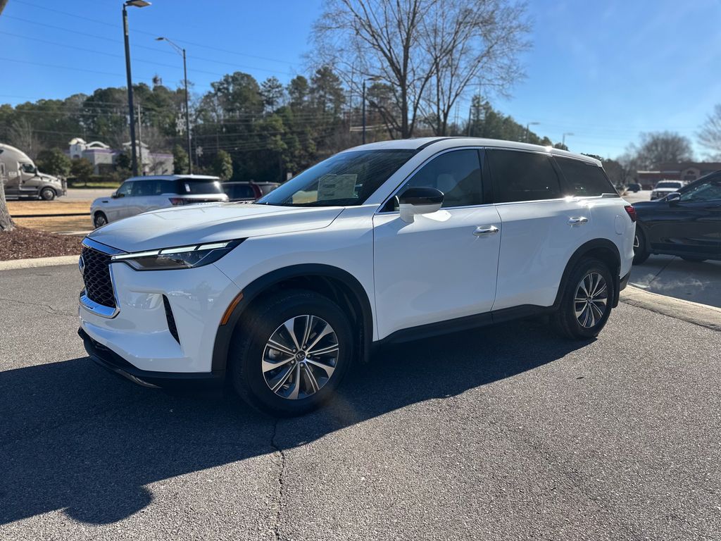 2025 Infiniti QX60 Pure photo 5
