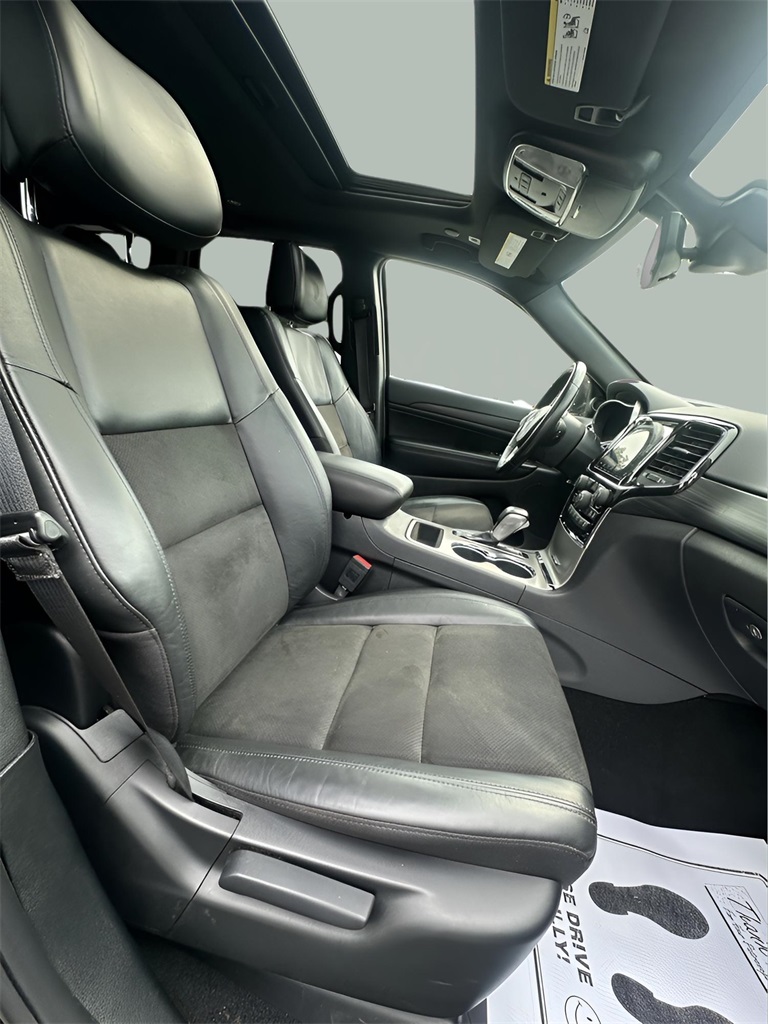 2021 Jeep Grand Cherokee Laredo X photo 10