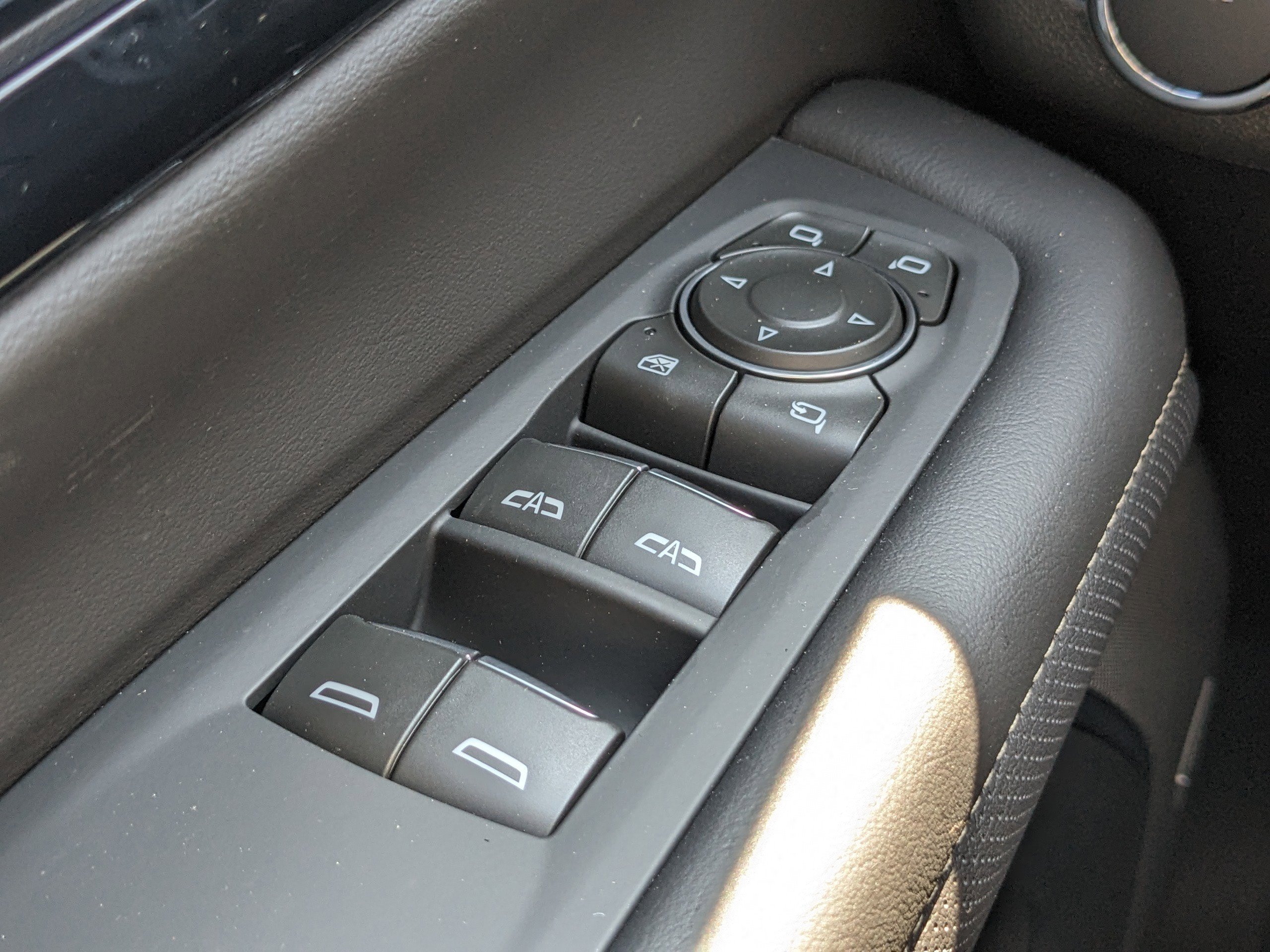2025 Chevrolet Tahoe Premier photo 25