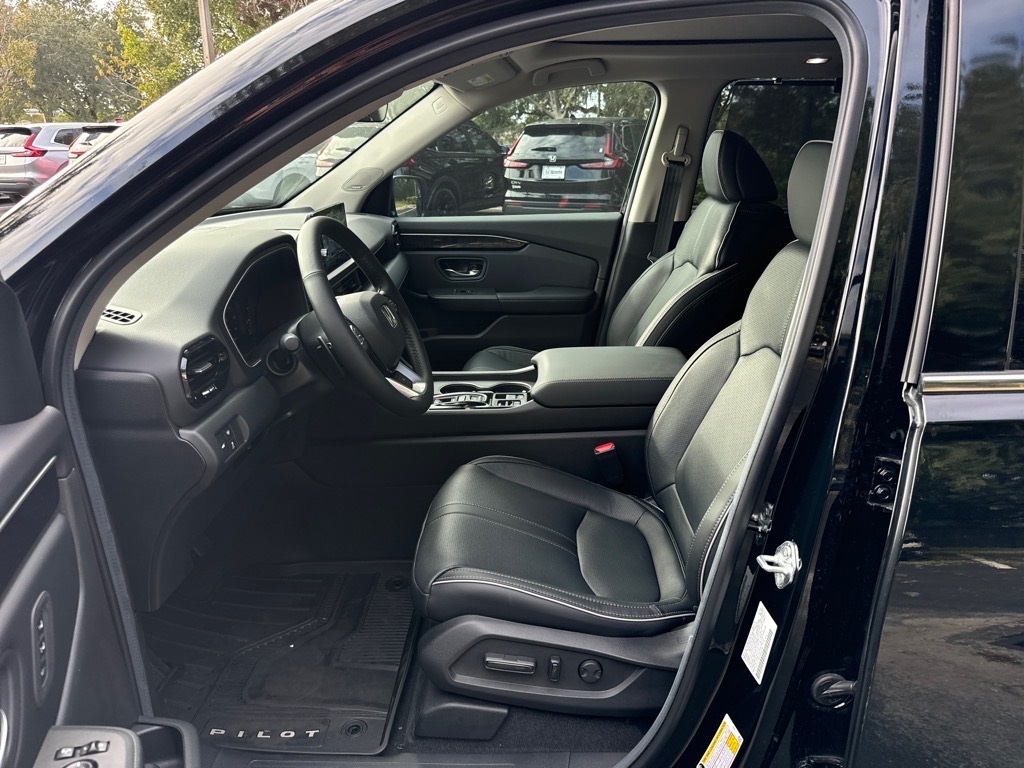2025 Honda Pilot Elite photo 15