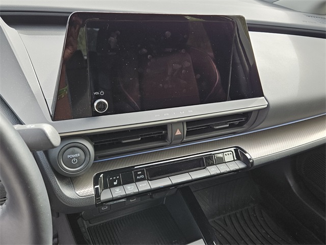 2024 Toyota Prius XLE photo 14