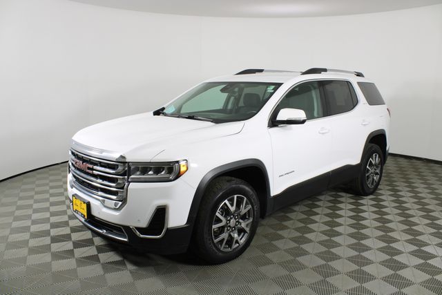 2023 Gmc Acadia SLE photo 3