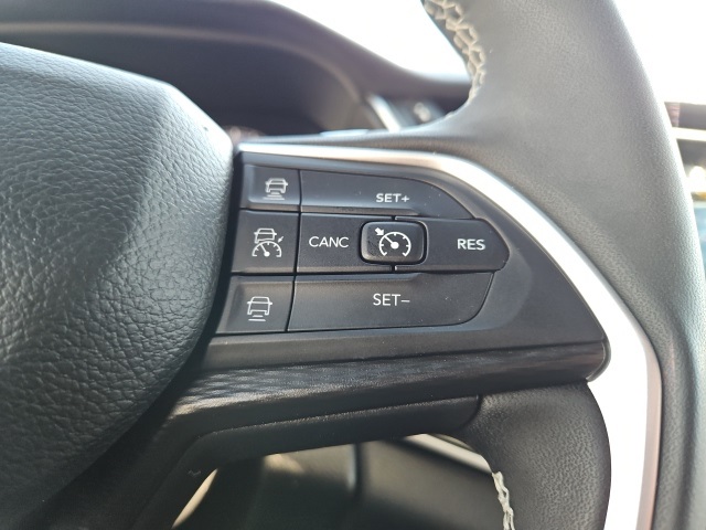 2023 Jeep Grand Cherokee Altitude photo 36