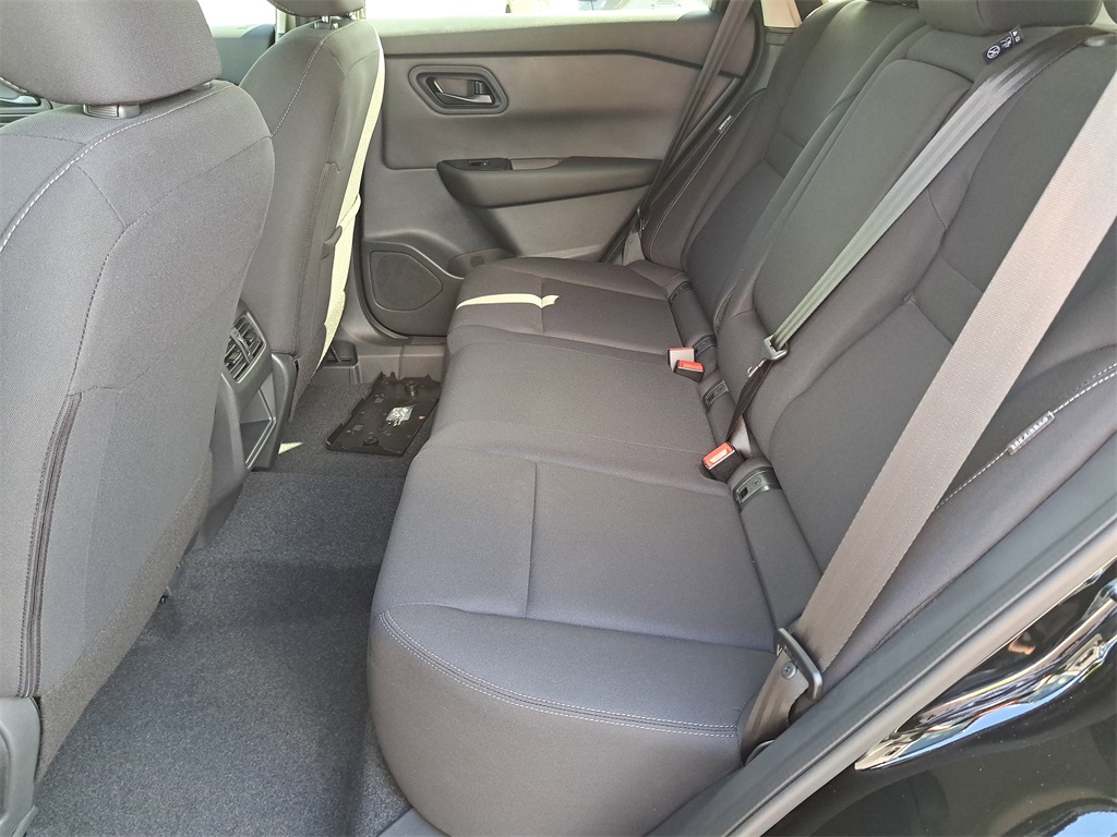 2026 Nissan Rogue S photo 12