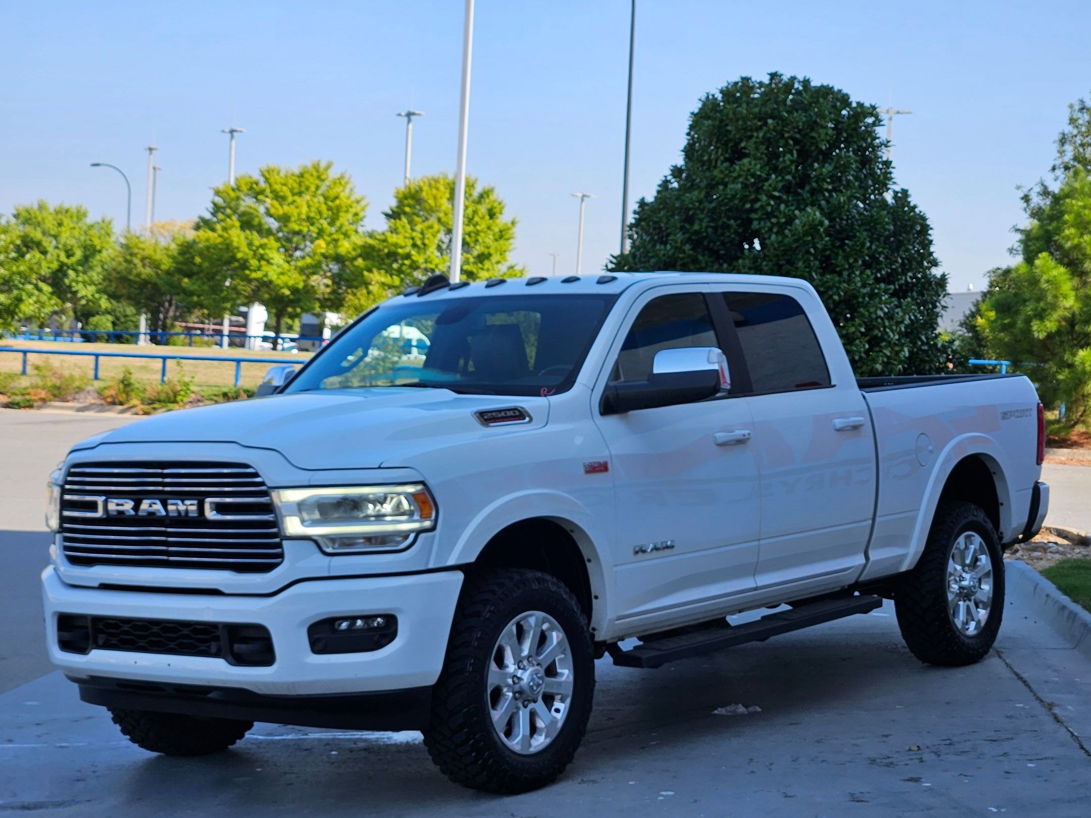 2022 Ram 2500 Laramie photo 3