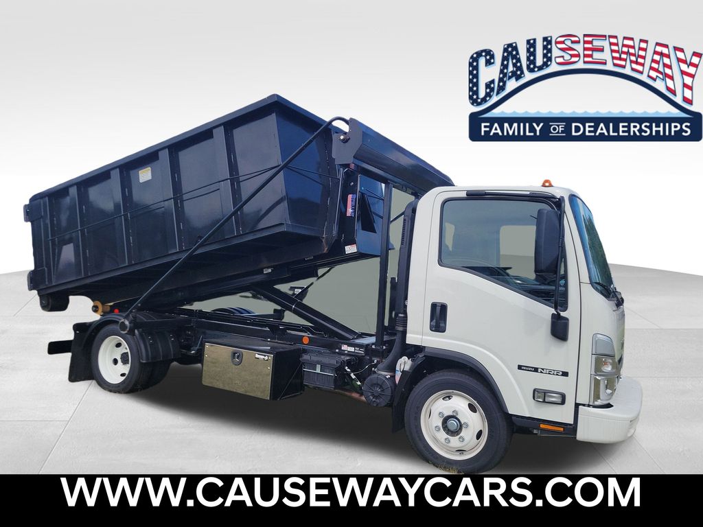 Pre-Owned 2024 Isuzu VehiCROSS's photo