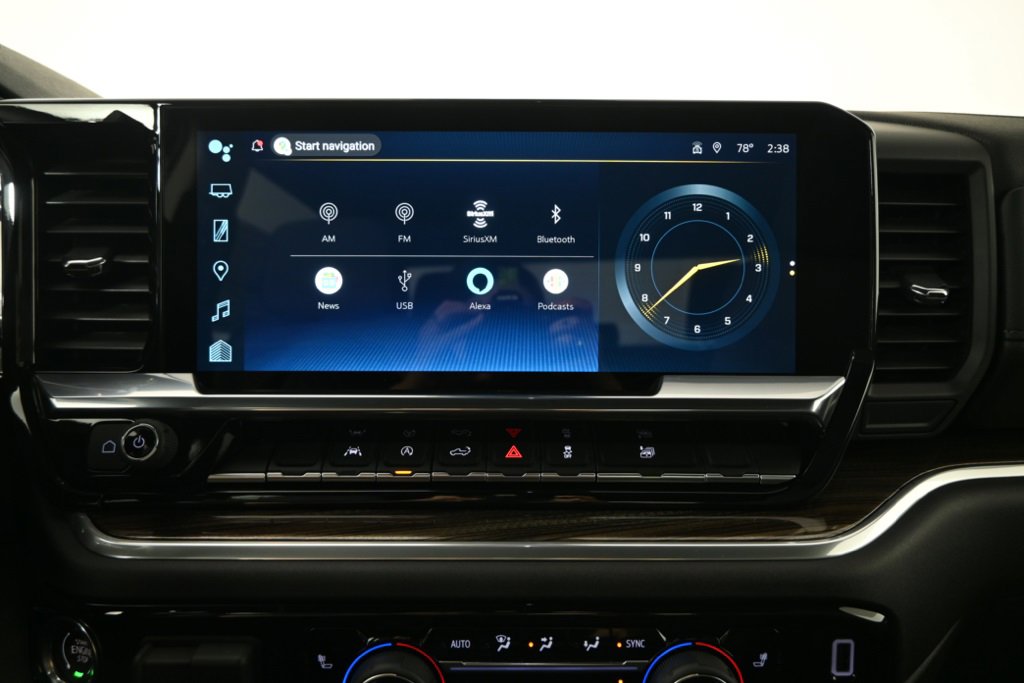 2025 Chevrolet Silverado 1500 LT photo 25