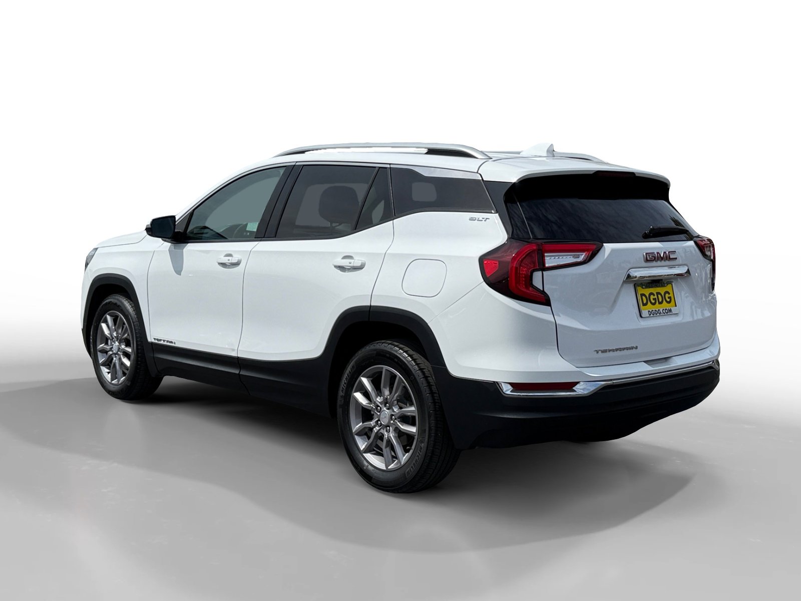 2024 Gmc Terrain SLT photo 3