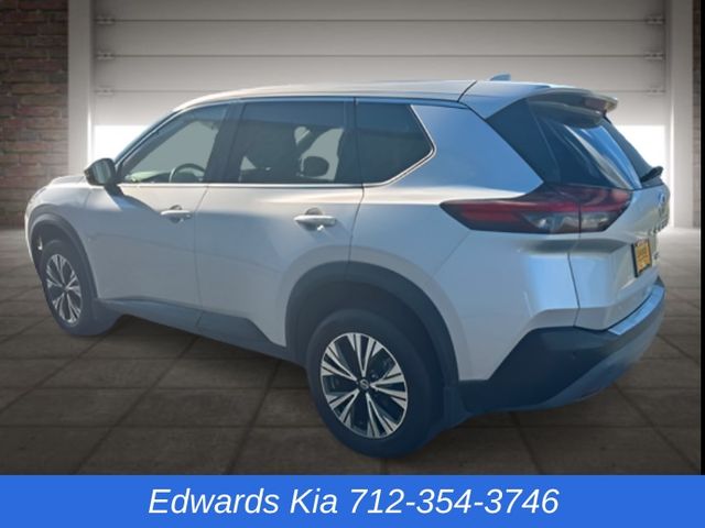 2021 Nissan Rogue SV photo 4