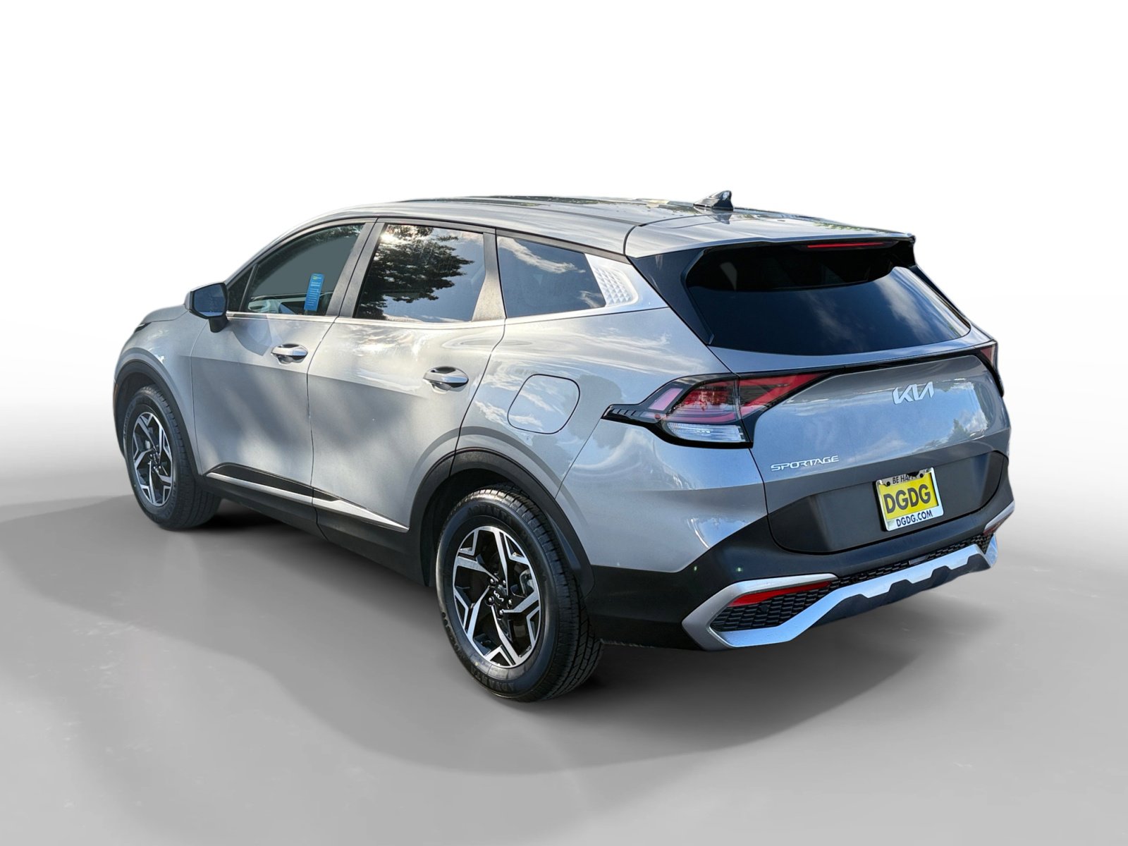2023 Kia Sportage LX photo 3