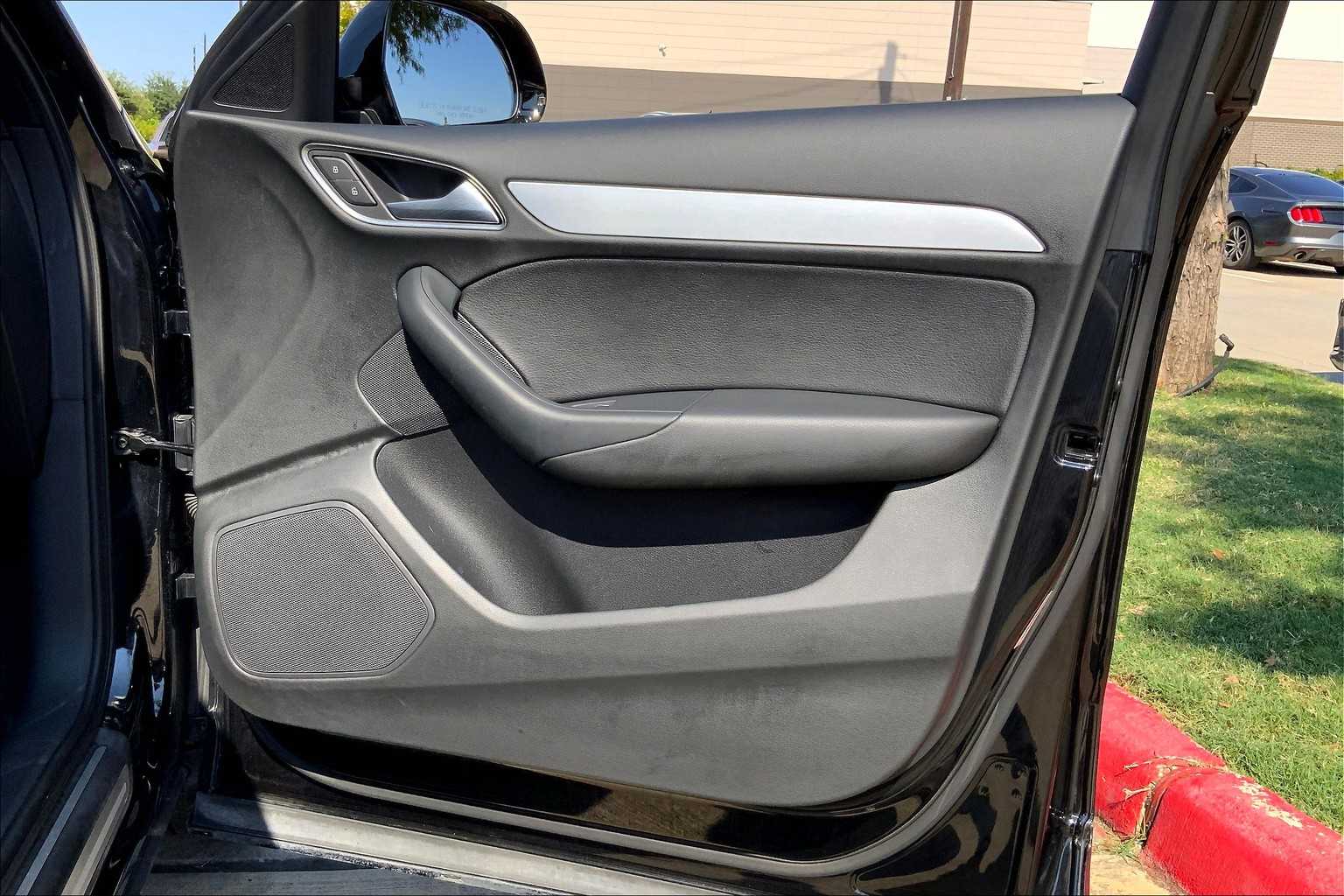 2018 Audi Q3 Premium photo 21