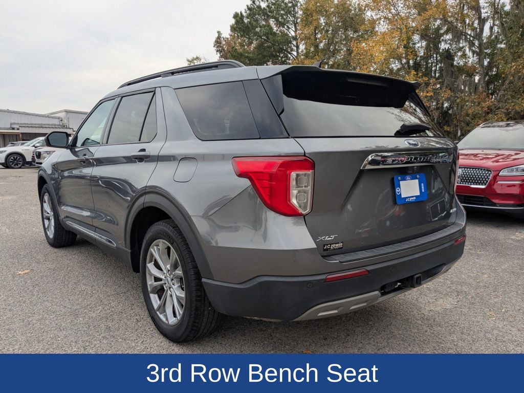 2022 Ford Explorer XLT photo 4