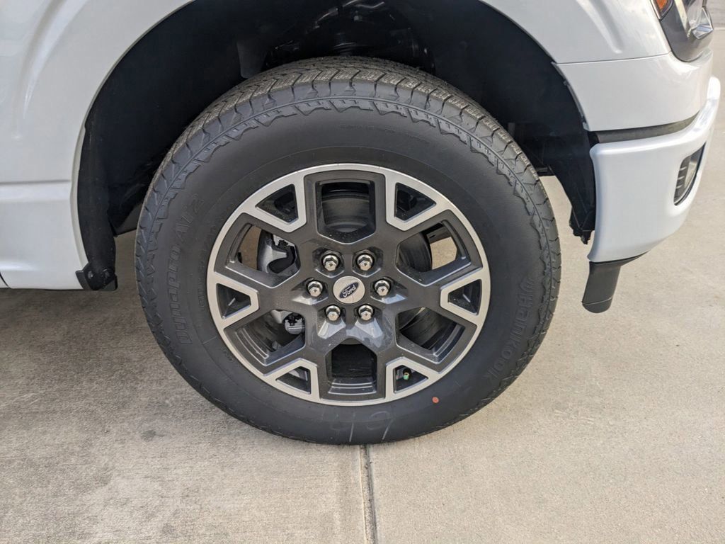 2025 Ford F-150 STX photo 10