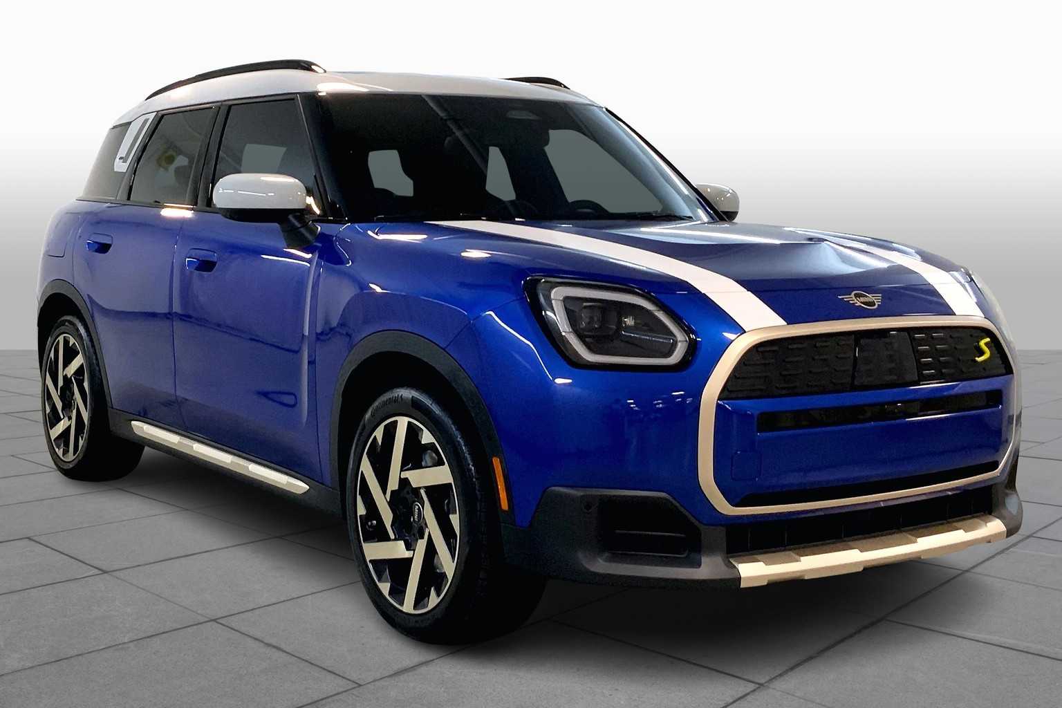 Used 2025 MINI Countryman SE with VIN WMZ53GA01S7R73080 for sale in Merriam, KS