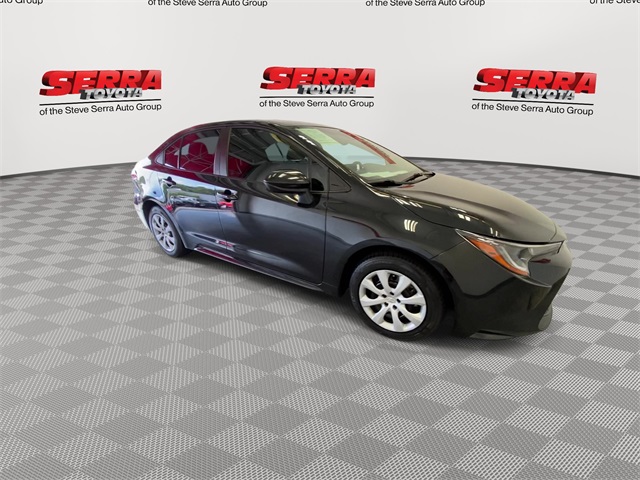 2022 Toyota Corolla LE photo 3
