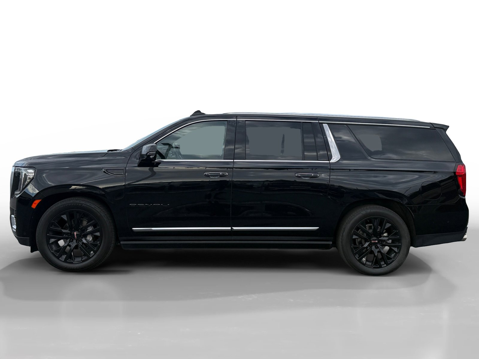 2023 Gmc Yukon XL Denali photo 2