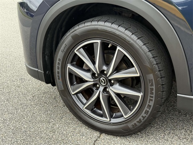 2018 Mazda CX-5 Touring photo 12