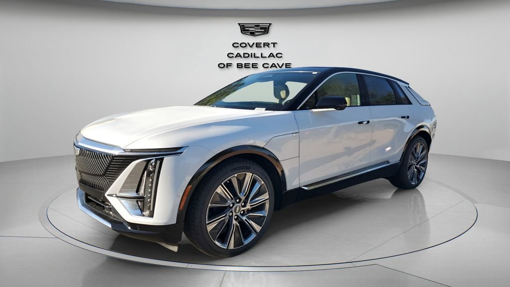 2026 Cadillac Lyriq Luxury photo 3