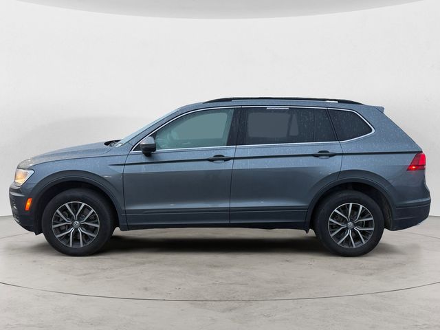 2019 Volkswagen Tiguan SE photo 2